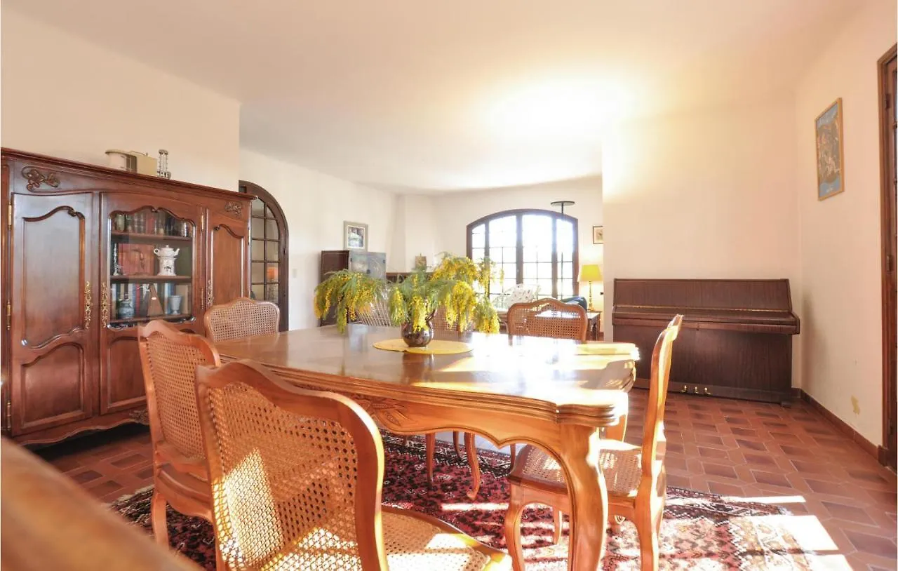 Nice Home In Roquefort-Les-Pins With Wifi 0*,  France
