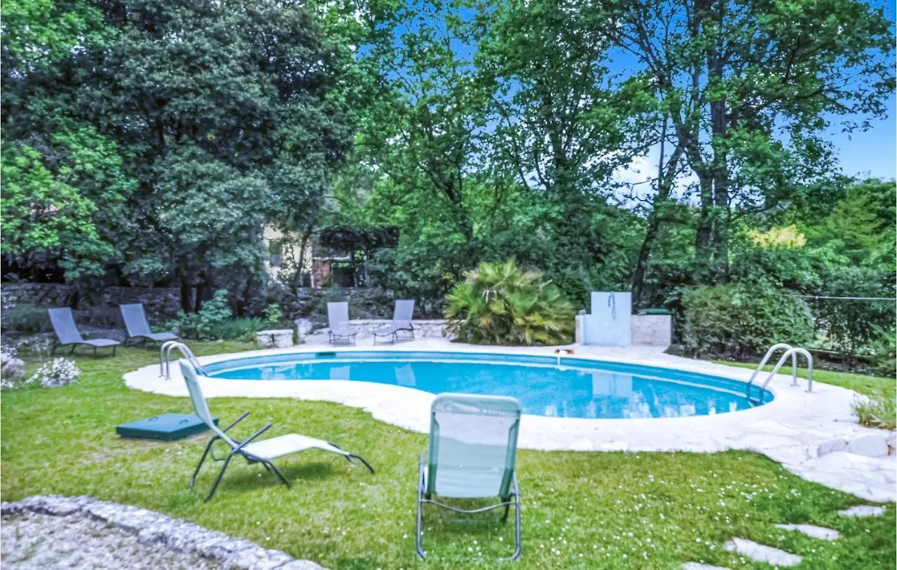 Holiday home Nice Home In Roquefort-Les-Pins With Wifi