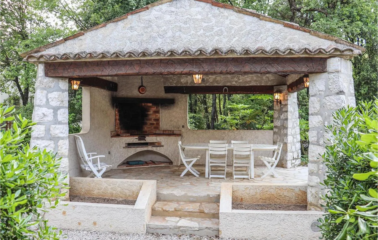 Nice Home In Roquefort-Les-Pins With Wifi 0*,